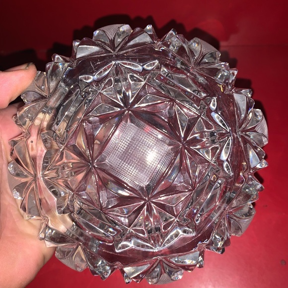 Beautiful Cut Glass Ashtray - Picture 4 of 9